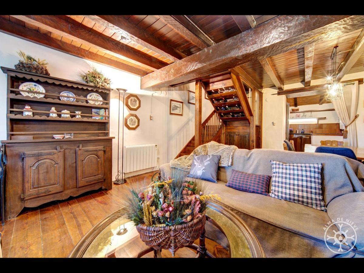 Casa Marmota De Alma De Nieve Villa Baqueira Beret Eksteriør billede